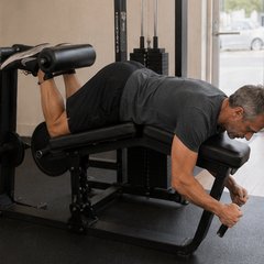 Leg curl acostado — ejercicio de isquiotibiales
